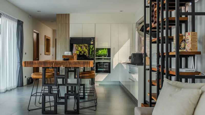 For Sale - Pool Villa In Nam Phrae, Hang Dong, Chiang Mai