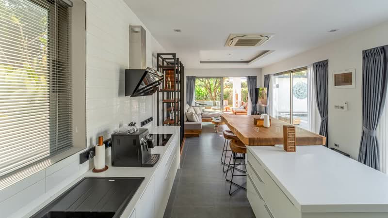 For Sale - Pool Villa In Nam Phrae, Hang Dong, Chiang Mai