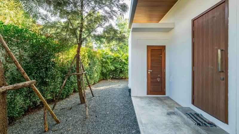For Sale - Pool Villa In Nam Phrae, Hang Dong, Chiang Mai
