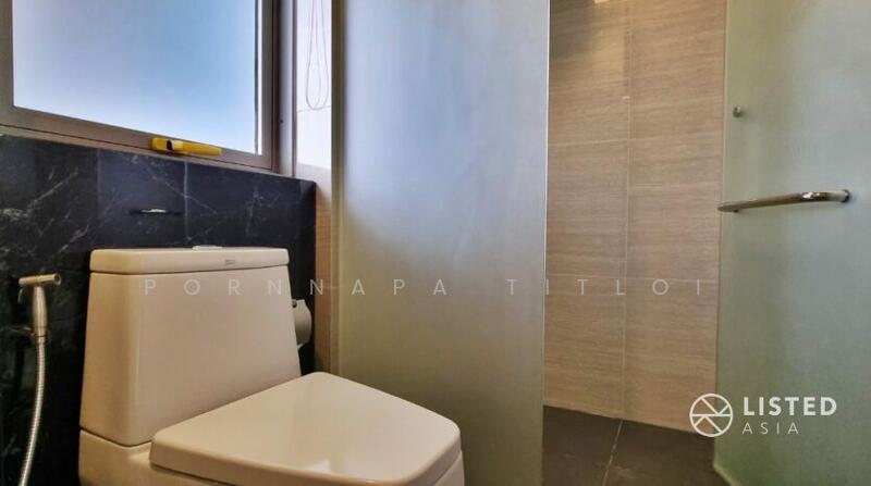 For Sale - AERAS Beachfront Condominium Jomtien, Chon Buri (Pattaya)