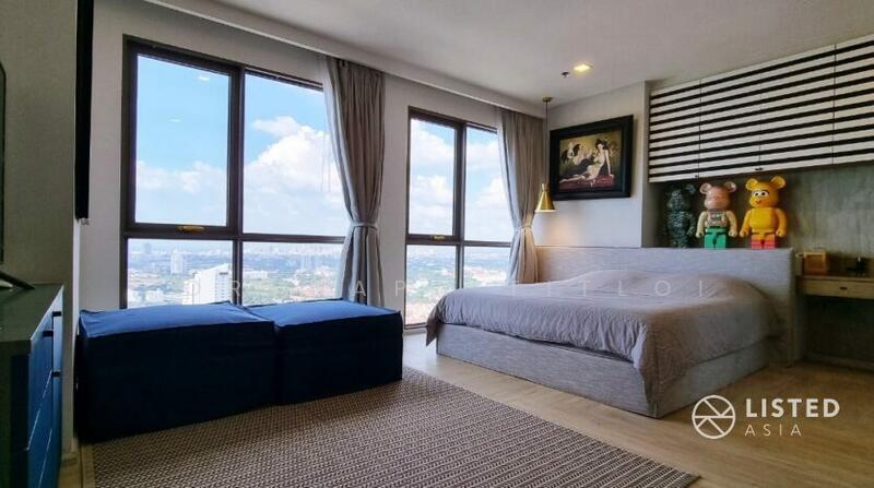 For Sale - AERAS Beachfront Condominium Jomtien, Chon Buri (Pattaya)