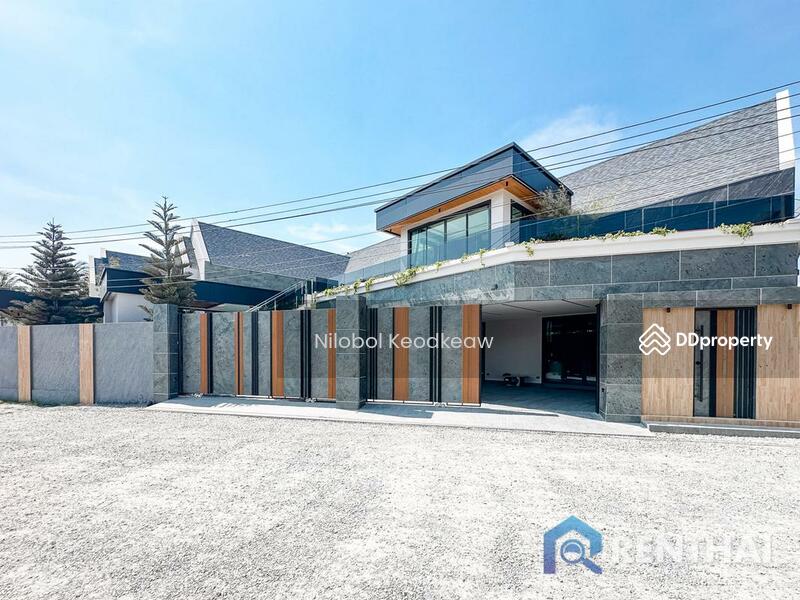For Sale - Exquisite Villa with Private Pool, Pattaya