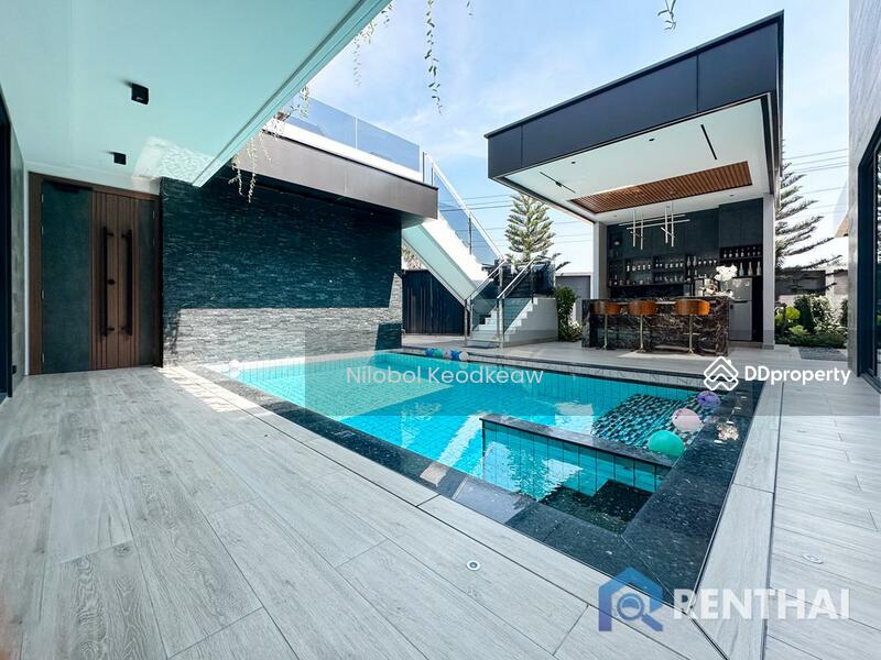 For Sale - Exquisite Villa with Private Pool, Pattaya