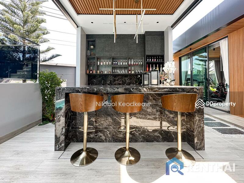 For Sale - Exquisite Villa with Private Pool, Pattaya