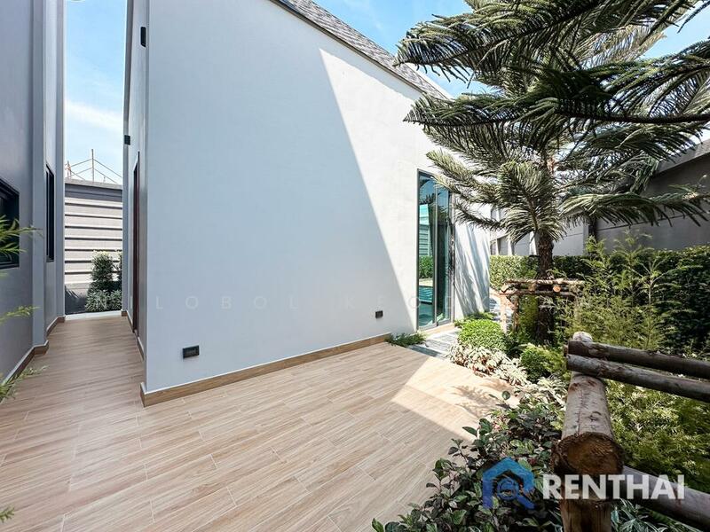 Exquisite Villa with Private Pool, Chon Buri (Pattaya), Nong Pru, Bang Lamung (Pattaya), Chon Buri (Pattaya), 4 Bedrooms, 165 sqm, Single Detached House For Sale, by Nilobol Keodkeaw, 11746810 - DDproperty.com