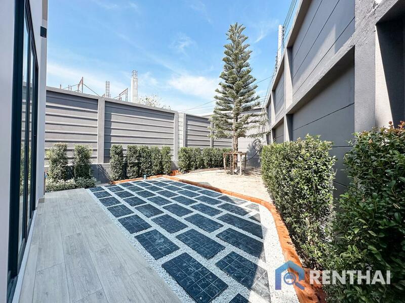 Exquisite Villa with Private Pool, Chon Buri (Pattaya), Nong Pru, Bang Lamung (Pattaya), Chon Buri (Pattaya), 4 Bedrooms, 165 sqm, Single Detached House For Sale, by Nilobol Keodkeaw, 11746810 - DDproperty.com