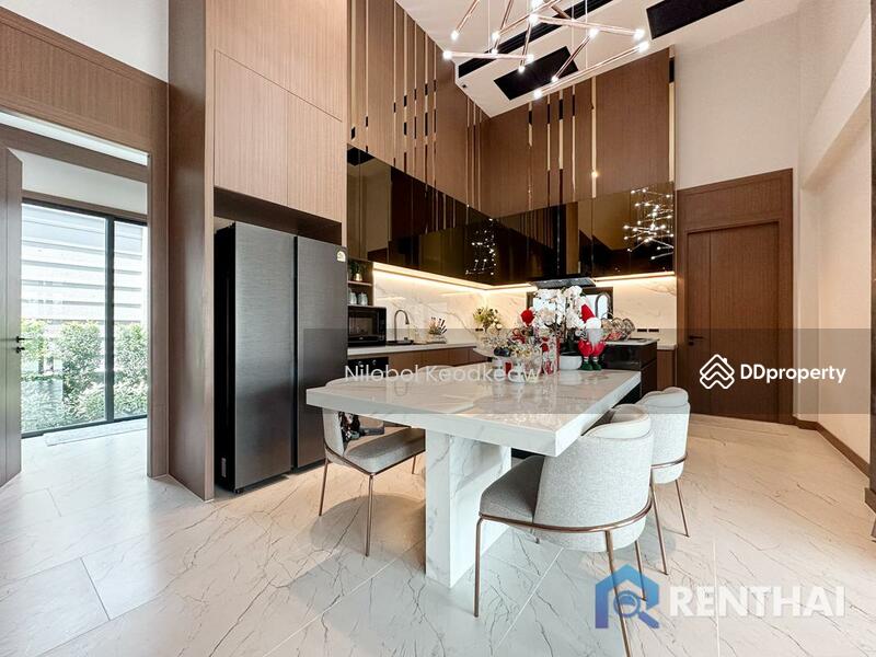 For Sale - Exquisite Villa with Private Pool, Pattaya