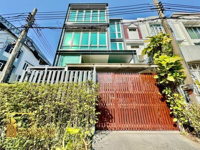 ขาย - Townhouse, กรุงเทพ