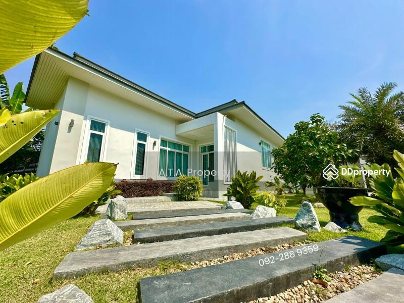 For Rent - Luxury pool villa house, Na Jomtien, Pattaya, Chon Buri