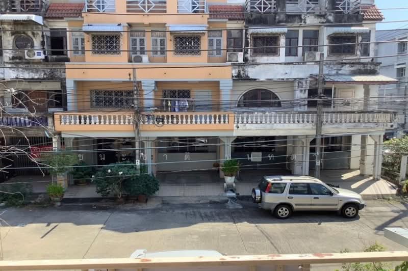 ทาวน์โฮม เกษราคลาสสิคโฮม (ซ.เสรีไทย 81/2) เนื้อที่ 18 ตรว. แขวงคันนายาว เขตบึงกุ่ม กรุงเทพฯ, กรุงเทพ, คลองกุ่ม, บึงกุ่ม, กรุงเทพ, 172 ตร.ม., ทาวน์เฮ้าส์ ขาย, โดย ชนะชาติ นนท์ตา, 11747689 - DDproperty.com