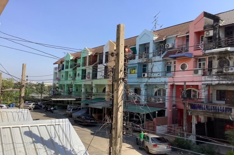 ทาวน์โฮม เกษราคลาสสิคโฮม (ซ.เสรีไทย 81/2) เนื้อที่ 18 ตรว. แขวงคันนายาว เขตบึงกุ่ม กรุงเทพฯ, Bangkok, Khlong Kum, Bueng Kum, Bangkok, 5 Bedrooms, 172 sqm, Townhouse For Sale, by ชนะชาติ นนท์ตา, 11747689 - DDproperty.com