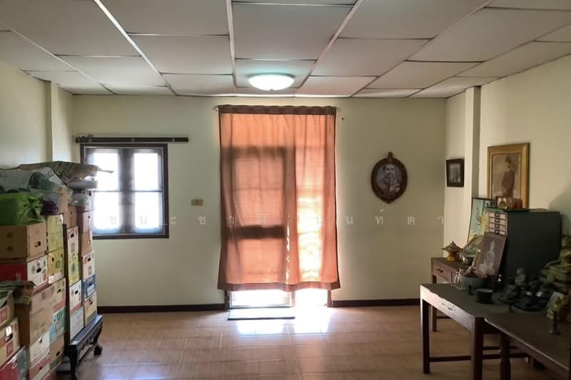 ทาวน์โฮม เกษราคลาสสิคโฮม (ซ.เสรีไทย 81/2) เนื้อที่ 18 ตรว. แขวงคันนายาว เขตบึงกุ่ม กรุงเทพฯ, กรุงเทพ, คลองกุ่ม, บึงกุ่ม, กรุงเทพ, 172 ตร.ม., ทาวน์เฮ้าส์ ขาย, โดย ชนะชาติ นนท์ตา, 11747689 - DDproperty.com