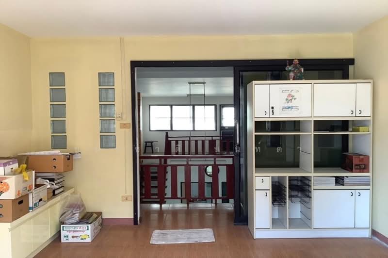 ทาวน์โฮม เกษราคลาสสิคโฮม (ซ.เสรีไทย 81/2) เนื้อที่ 18 ตรว. แขวงคันนายาว เขตบึงกุ่ม กรุงเทพฯ, กรุงเทพ, คลองกุ่ม, บึงกุ่ม, กรุงเทพ, 172 ตร.ม., ทาวน์เฮ้าส์ ขาย, โดย ชนะชาติ นนท์ตา, 11747689 - DDproperty.com