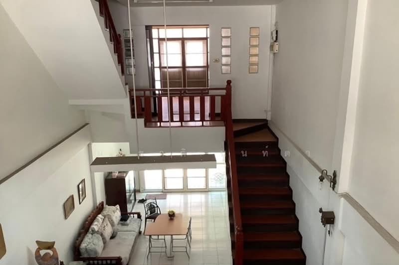 ทาวน์โฮม เกษราคลาสสิคโฮม (ซ.เสรีไทย 81/2) เนื้อที่ 18 ตรว. แขวงคันนายาว เขตบึงกุ่ม กรุงเทพฯ, Bangkok, Khlong Kum, Bueng Kum, Bangkok, 5 Bedrooms, 172 sqm, Townhouse For Sale, by ชนะชาติ นนท์ตา, 11747689 - DDproperty.com