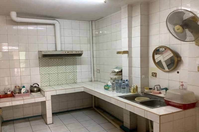 ทาวน์โฮม เกษราคลาสสิคโฮม (ซ.เสรีไทย 81/2) เนื้อที่ 18 ตรว. แขวงคันนายาว เขตบึงกุ่ม กรุงเทพฯ, กรุงเทพ, คลองกุ่ม, บึงกุ่ม, กรุงเทพ, 172 ตร.ม., ทาวน์เฮ้าส์ ขาย, โดย ชนะชาติ นนท์ตา, 11747689 - DDproperty.com