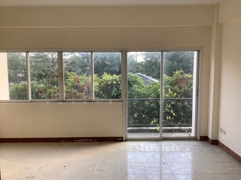 ทาวน์โฮม แยกถนนสังคมสงเคราะห์, Bangkok, ลาดพร้าว, Wang Thonglang, Wang Thonglang, Bangkok, 3 Bedrooms, 210 sqm, Townhouse For Sale, by ชนะชาติ นนท์ตา, 11747917 - DDproperty.com