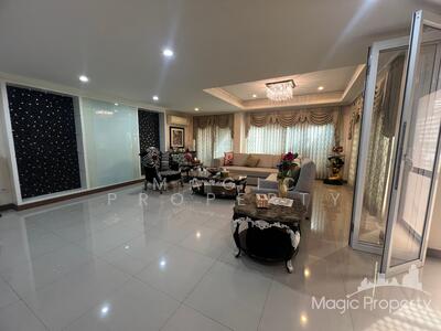 ขาย - Single House in Sukhumvit 26, กรุงเทพ