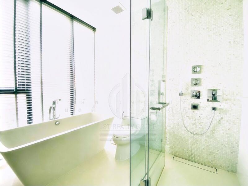 Vittorio 39, Bangkok, 8 Sukhumvit, Khlong Tan Nua, Watthana, Bangkok, 2 Bedrooms, 127 sqm, Condo For Sale, by JST Realty Group Co., Ltd., 11750128 - DDproperty.com