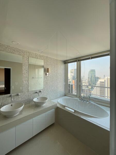 Baan Siri 24, Bangkok, 39 Sukhumvit 24 Alley, Khong Tan, Khlong Toei, Bangkok, 4 Bedrooms, 272 sqm, Condo For Sale, by JST Realty Group Co., Ltd., 11750636 - DDproperty.com