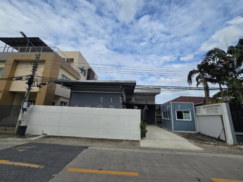 ให้เช่า - โกดังใหม่ @ เทิดราชัน 7 ดอนเมือง, กรุงเทพ