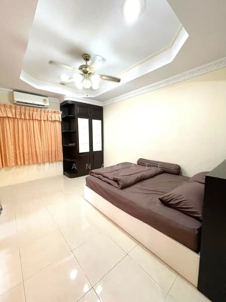 house for sale pool villa on Sai 36 Pattaya city, Chon Buri (Pattaya), 36, Nong Pla Lai, Bang Lamung (Pattaya), Chon Buri (Pattaya), 4 Bedrooms, 300 sqm, Single Detached House For Sale, by Tanamate, 11752030 - DDproperty.com