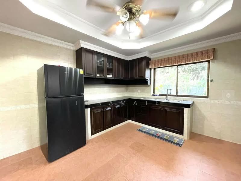 house for sale pool villa on Sai 36 Pattaya city, Chon Buri (Pattaya), 36, Nong Pla Lai, Bang Lamung (Pattaya), Chon Buri (Pattaya), 4 Bedrooms, 300 sqm, Single Detached House For Sale, by Tanamate, 11752030 - DDproperty.com