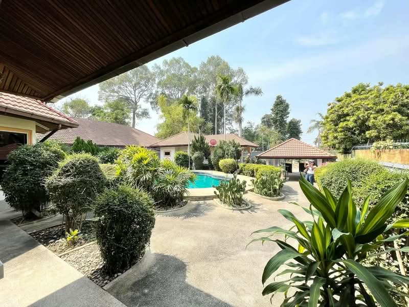 house for sale pool villa on Sai 36 Pattaya city, Chon Buri (Pattaya), 36, Nong Pla Lai, Bang Lamung (Pattaya), Chon Buri (Pattaya), 4 Bedrooms, 300 sqm, Single Detached House For Sale, by Tanamate, 11752030 - DDproperty.com