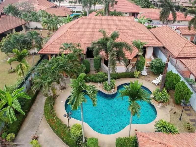 house for sale pool villa on Sai 36 Pattaya city, Chon Buri (Pattaya), 36, Nong Pla Lai, Bang Lamung (Pattaya), Chon Buri (Pattaya), 4 Bedrooms, 300 sqm, Single Detached House For Sale, by Tanamate, 11752030 - DDproperty.com
