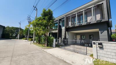 ขาย - เซนโทร (Centro) บางนา-กิ่งแก้ว, สมุทรปราการ
