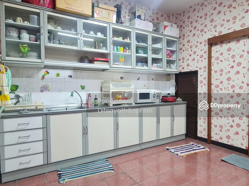 ขาย - ทาวน์โฮม 3 ชั้น พหลโยธิน24, กรุงเทพ