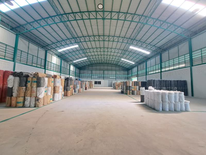 ขายโรงงานมือหนึ่งพร้อมใช้ นาดี สมุทรสาคร เลียบคลองสี่วาพาสวัสดิ์ ขอใบรง.4ได้ 1720 ตรม, สมุทรสาคร, นาดี, เมืองสมุทรสาคร, สมุทรสาคร, 1,700 ตร.ม., โกดัง-โรงงาน ขาย, โดย สุรีย์พัชร์ ประดิษฐผล, 11752812 - DDproperty.com