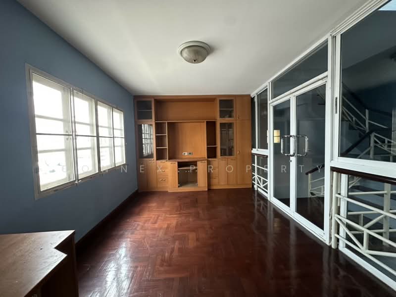ขายบ้าน เศรณี ปาร์ค (วิภาวดี 60) บางเขน เขต หลักสี่ กรุงเทพ, Bangkok, Talat Bang Khen, Lak Si, Bangkok, 4 Bedrooms, 200 sqm, Single Detached House For Sale, by Connex Property, 11753221 - DDproperty.com