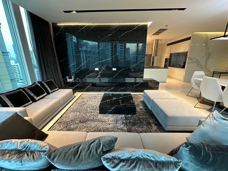 Royce Private Residences, Bangkok, 61 Soi Sukhumvit 31, Khlongtoei Nua, Watthana, Bangkok, 3 Bedrooms, 178 sqm, Condo For Sale, by JST Realty Group Co., Ltd., 11753268 - DDproperty.com