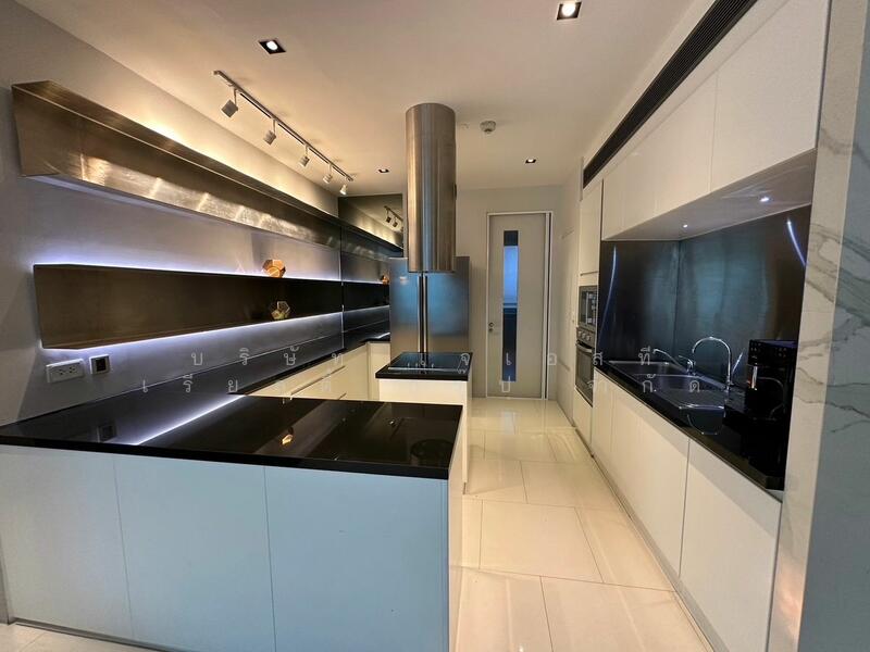 Royce Private Residences, Bangkok, 61 Soi Sukhumvit 31, Khlongtoei Nua, Watthana, Bangkok, 3 Bedrooms, 178 sqm, Condo For Sale, by JST Realty Group Co., Ltd., 11753268 - DDproperty.com