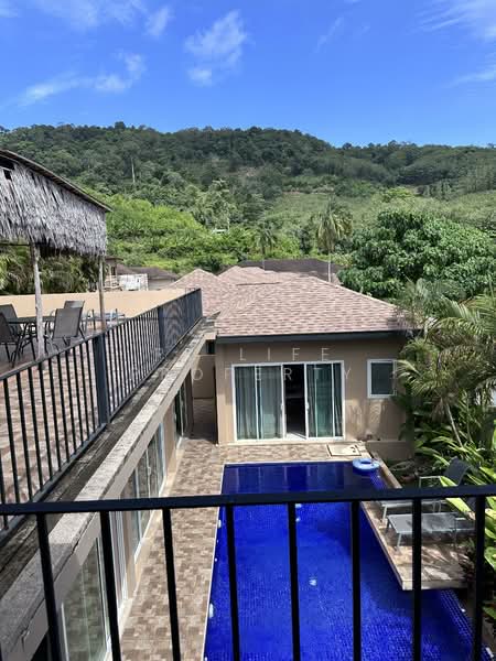 7R0428 Pool villa for rent 5 bedroom 4 bathroom 130,000/month at Rawai have fully furnished, Phuket, Rawai, Muang Phuket, Phuket, 5 Bedrooms, 450 sqm, Villa For Rent, by PK LIFE Property, 11753286 - DDproperty.com