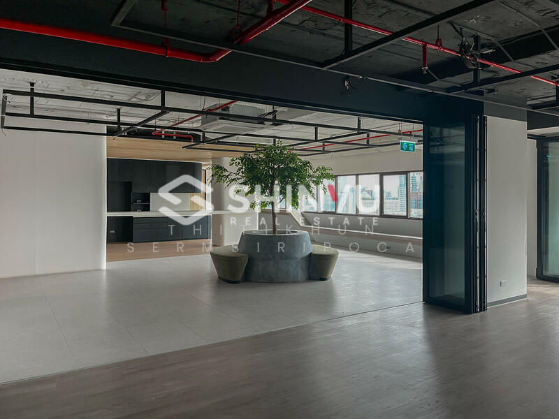 Sorachai Building, Bangkok, Khlong Tan Nua, Watthana, Bangkok, , 878 sqm, Office Space For Sale, by Thitikhun Sermsiripoca, 11753717 - DDproperty.com