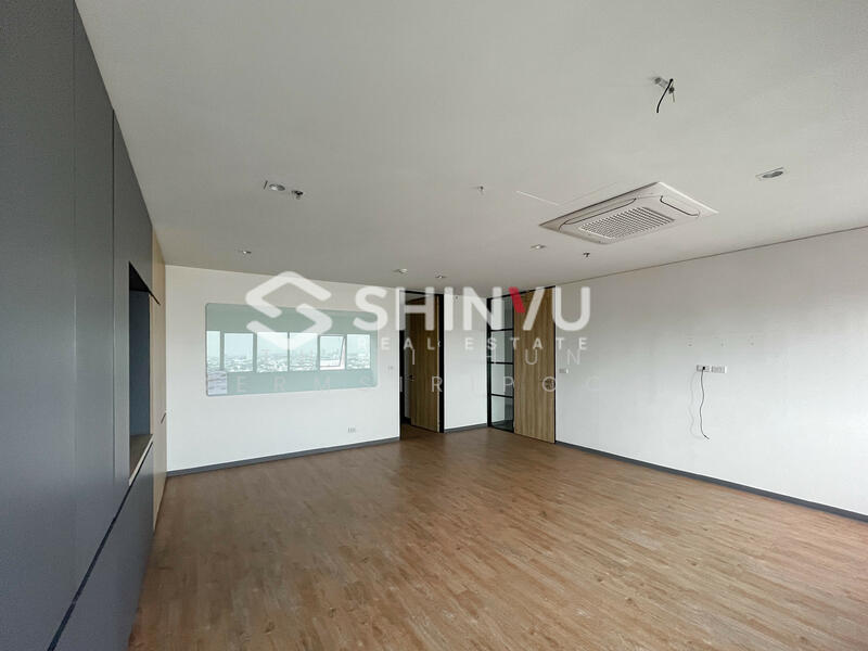 Sorachai Building, Bangkok, Khlong Tan Nua, Watthana, Bangkok, , 878 sqm, Office Space For Sale, by Thitikhun Sermsiripoca, 11753717 - DDproperty.com