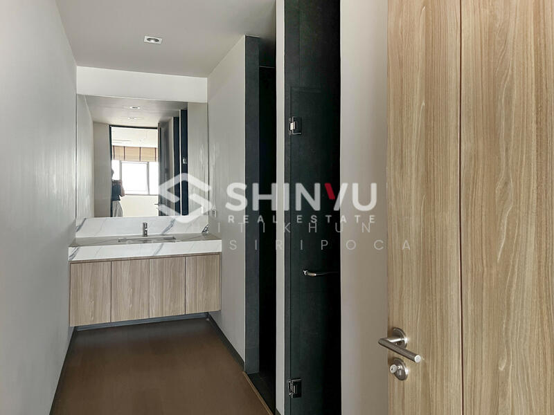 Sorachai Building, Bangkok, Khlong Tan Nua, Watthana, Bangkok, , 878 sqm, Office Space For Sale, by Thitikhun Sermsiripoca, 11753717 - DDproperty.com