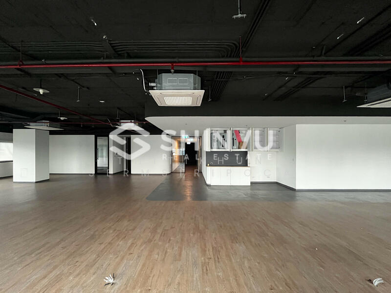 Sorachai Building, Bangkok, Khlong Tan Nua, Watthana, Bangkok, , 878 sqm, Office Space For Sale, by Thitikhun Sermsiripoca, 11753717 - DDproperty.com