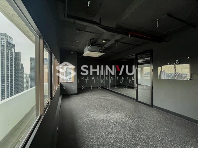 Sorachai Building, Bangkok, Khlong Tan Nua, Watthana, Bangkok, , 878 sqm, Office Space For Sale, by Thitikhun Sermsiripoca, 11753717 - DDproperty.com