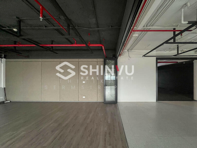 Sorachai Building, Bangkok, Khlong Tan Nua, Watthana, Bangkok, , 878 sqm, Office Space For Sale, by Thitikhun Sermsiripoca, 11753717 - DDproperty.com