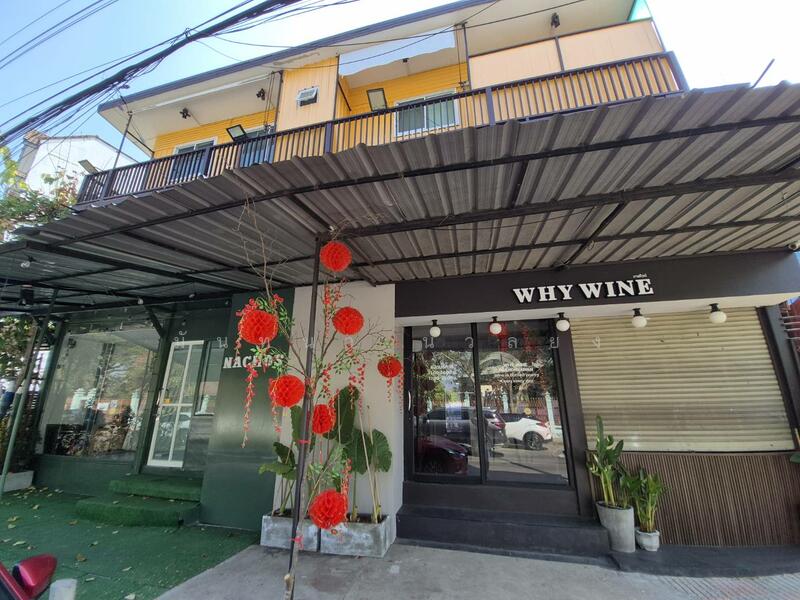 For Sale - ที่ดิน พร้อมสิ่งปลูกสร้างอพาทเม้น หอพัก และธุรกิจ ขนาด 337.2ตร.วา, Nakhon Sawan