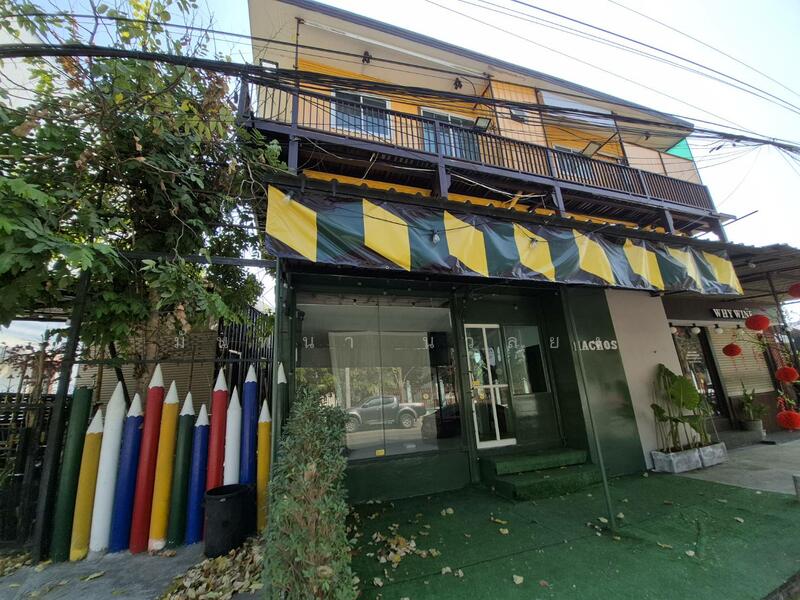 For Sale - ที่ดิน พร้อมสิ่งปลูกสร้างอพาทเม้น หอพัก และธุรกิจ ขนาด 337.2ตร.วา, Nakhon Sawan