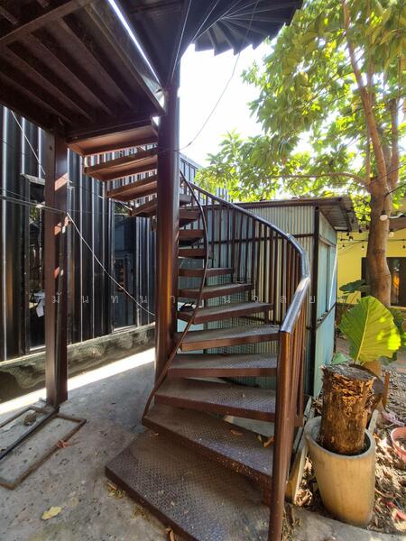 For Sale - ที่ดิน พร้อมสิ่งปลูกสร้างอพาทเม้น หอพัก และธุรกิจ ขนาด 337.2ตร.วา, Nakhon Sawan