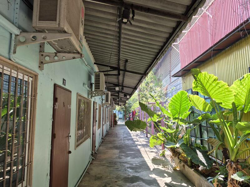 For Sale - ที่ดิน พร้อมสิ่งปลูกสร้างอพาทเม้น หอพัก และธุรกิจ ขนาด 337.2ตร.วา, Nakhon Sawan