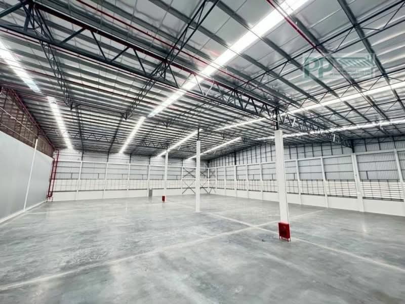 ให้เช่าโกดังสินค้า พร้อมออฟฟิศ 2 ชั้น พื้นที่ใช้สอยขนาด 3,771ตารางเมตร บ้านเก่า พานทอง ชลบุรี, ชลบุรี, บ้านเก่า, พานทอง, ชลบุรี, 3,772 ตร.ม., โกดัง-โรงงาน ให้เช่า, โดย PRAWANRUNG KRAHOMWONG, 11754125 - DDproperty.com