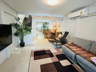 ขาย - ขายทาวน์โฮมใกล้BTSบางบัว 650เมตร ซอยพหลโยธิน49/1 แต่งล้านกว่า ใกล้ ม.เกษตร,ศรีปทุม จอดรถ 2 คัน, กรุงเทพ