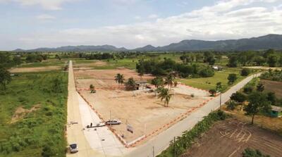 ขาย - ที่ดิน เมืองการุ้ง อุทัยธานี 3 ไร่ 95 ตรว. พร้อมปลูกบ้านสวน วิวเขา, อุทัยธานี