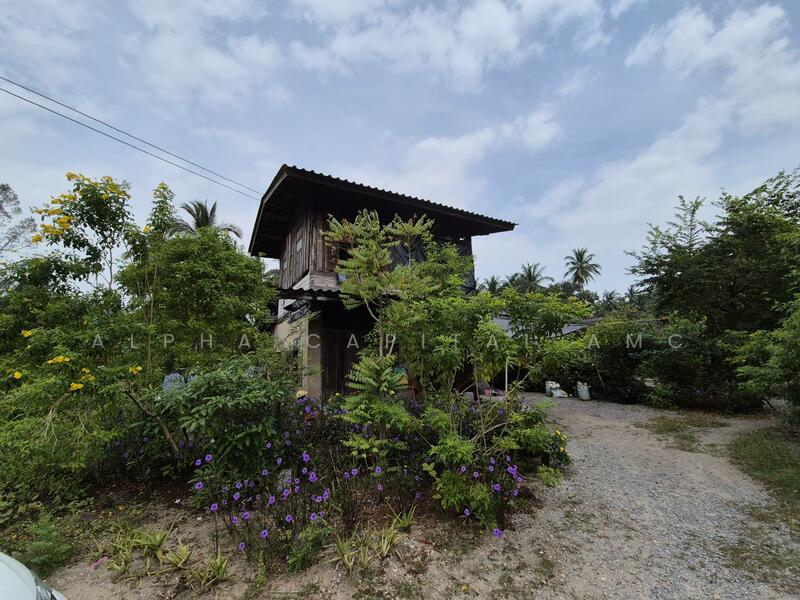บ้านพักอาศัยครึ่งตึกครึ่งไม้ 2 ชั้น L4_2_0429_G01, สุราษฎร์ธานี, ตะเคียนทอง, กาญจนดิษฐ์, สุราษฎร์ธานี, 121 ตร.ม., บ้านเดี่ยว ขาย, โดย วารุณี จำรูญนุรักษ์, 11755823 - DDproperty.com