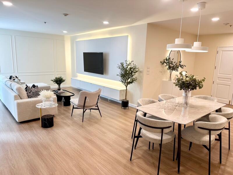 Grand Langsuan, Bangkok, Soi Lang Suan ,Ploenchit Road, Lumphini, Pathum Wan, Bangkok, 3 Bedrooms, 146 sqm, Condo For Rent, by Napawadee Homhuk, 11756060 - DDproperty.com